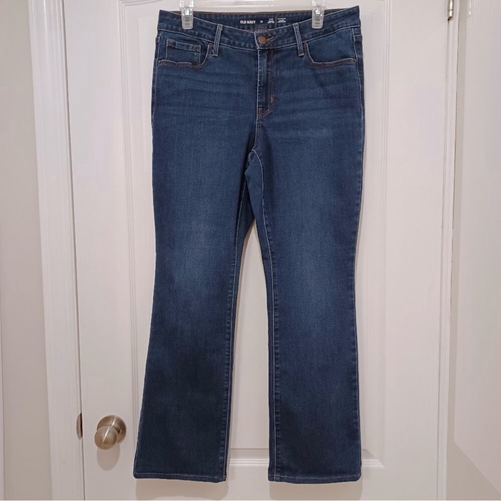 Old Navy Mid-Rise Kicker Boot Cut Jean
